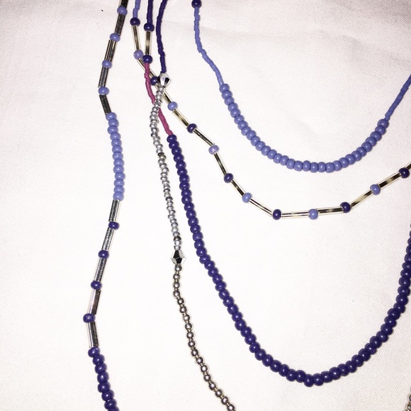 NWT 5 layer Beaded Necklace. - Picture 2 of 2